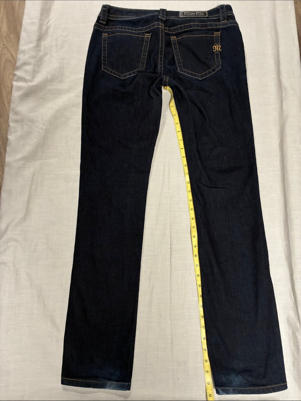 Miss Me Womenβs Mid-Rise Dark Blue Straight-Leg Jeans 30/33
